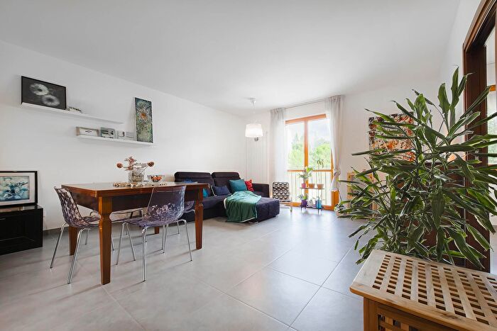 Appartamento quadrilocale in vendita in Via Aldo Moro, Siena