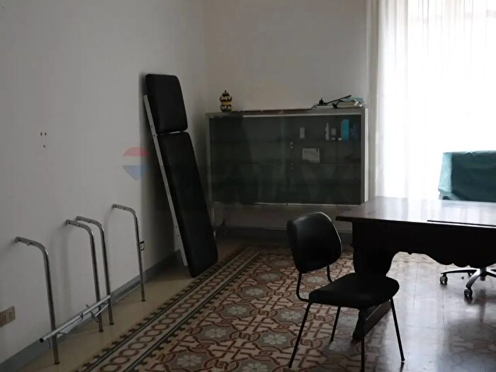 Appartamento quadrilocale in vendita in Corso VittVeneto, Ragusa