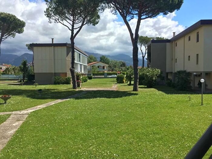 Appartamento bilocale in vendita in Via Ammiraglio Morin a, Forte Dei Marmi