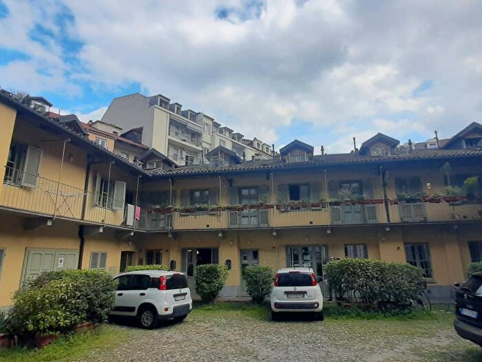 Appartamento trilocale in affitto in Via Ercole Tommaso Roero di Cortanze, Giardini Reali, Torino