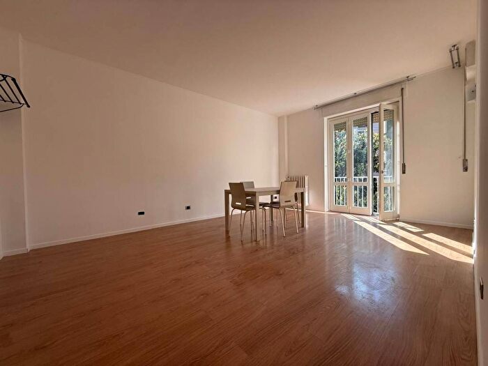 Appartamento bilocale in affitto in Via Nino Bonnet, Garibaldi Corso Como, Milano