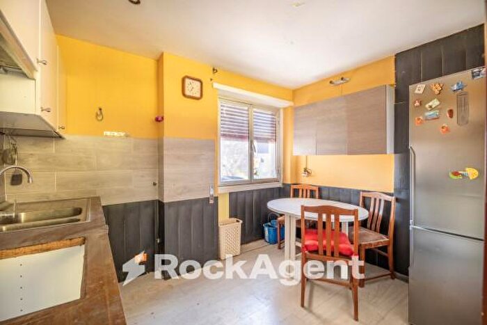 Appartamento bilocale in vendita in Largo Sperlonga, Roma