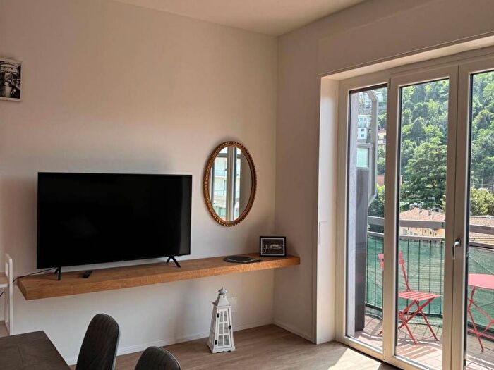 Appartamento bilocale in affitto in Via Fratelli Recchi, Viale Varese Crocifisso, Como