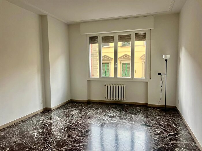 Appartamento quadrilocale in affitto in Firenze, Firenze