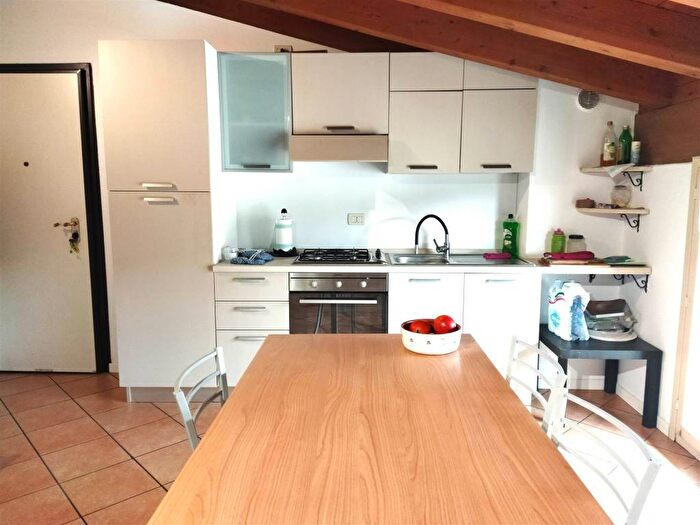 Appartamento bilocale in affitto in Centro, Rovato