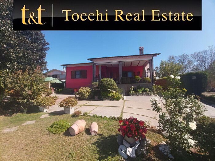 Casa con 6 locali in vendita in Valle l Abate, Mazzano Romano