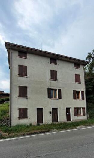 Casa trilocale in vendita in Via del Lago b, Toano