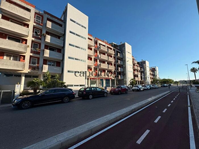 Appartamento trilocale in vendita in Lecce