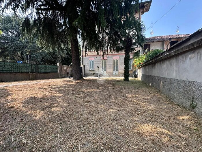 Case in Vendita e in Affitto - 3