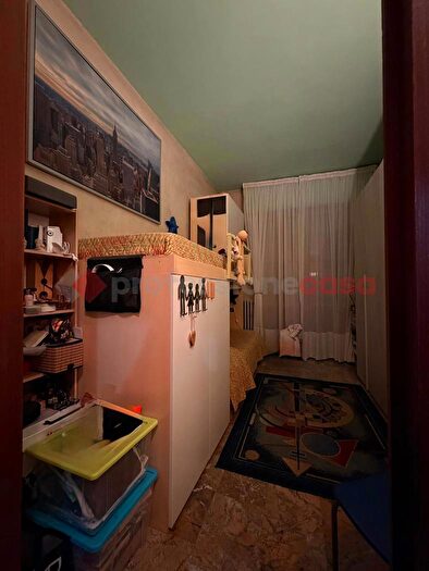 Casa con 6 locali in vendita in Prato