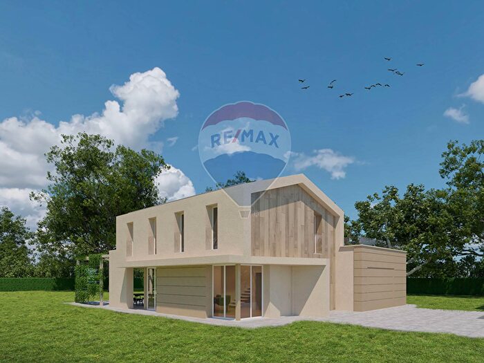 Casa quadrilocale in vendita in Strada Langhirano, Parma