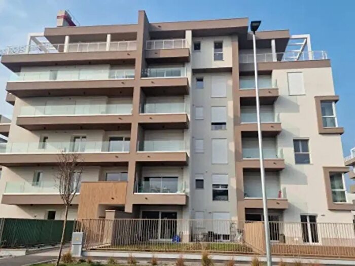 Appartamento quadrilocale in vendita in Via Giuseppe Mazzini, Cassina De Pecchi
