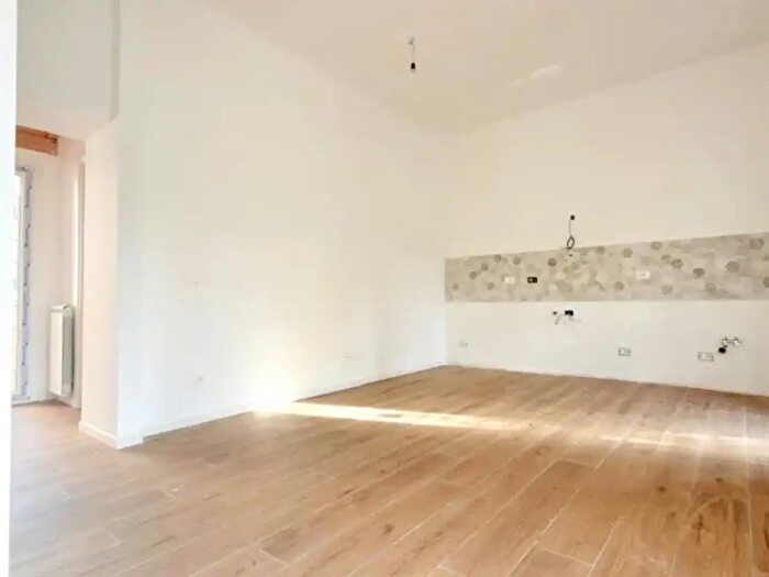 Appartamento bilocale in vendita in Via Pietro Rovetti, Roma