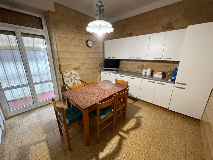 Appartamento quadrilocale in vendita in Via XII Settembre, Valenza