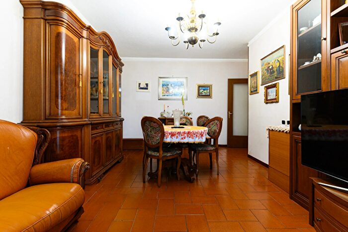 Appartamento trilocale in vendita in Via Giuseppe Togni, Roma