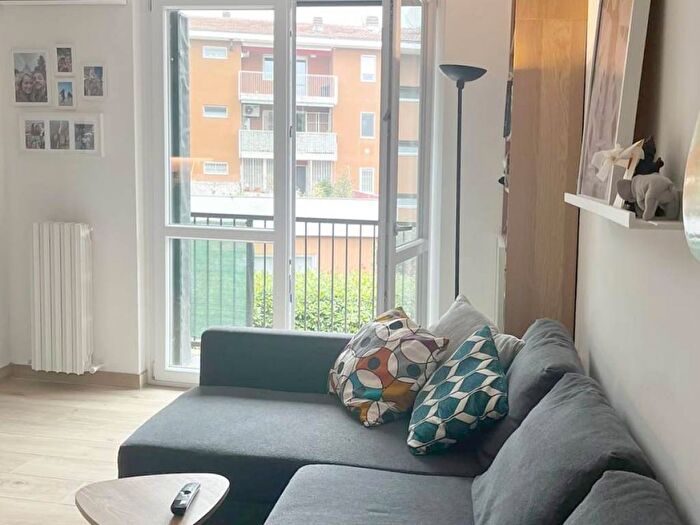 Appartamento bilocale in affitto in Via Luigi Ratti, Trenno, Milano