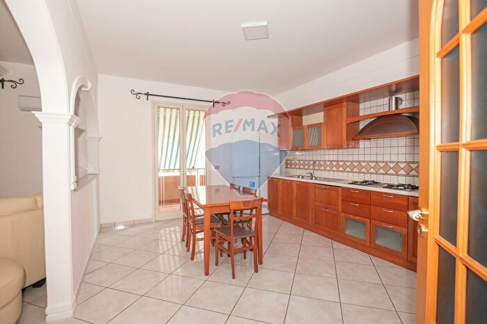 Casa con 11 locali in vendita in Via Belgio, Grammichele