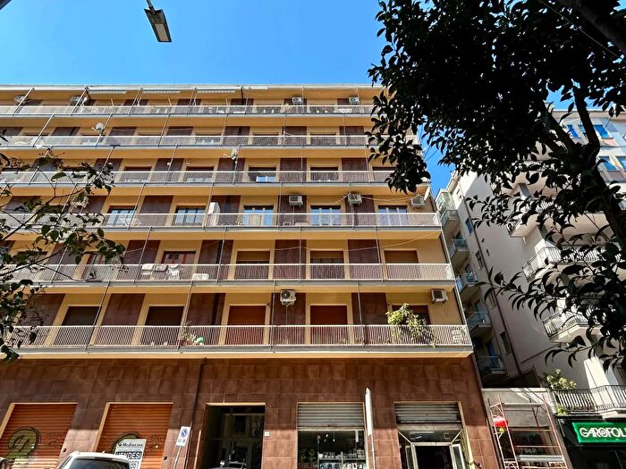 Appartamento quadrilocale in vendita in Viale della Repubblica, Cosenza