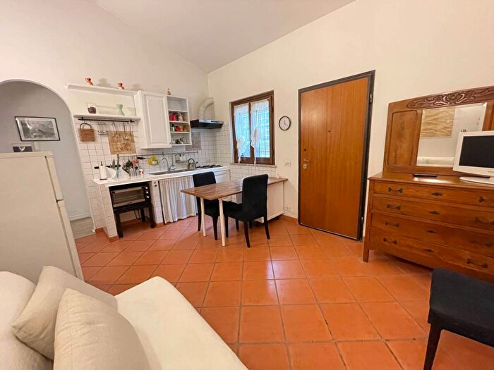 Appartamento bilocale in affitto in Arco di Travertino, Roma