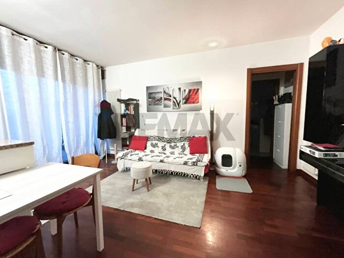 Appartamento bilocale in affitto in Via MT Di Calcutta, Centro, Arese