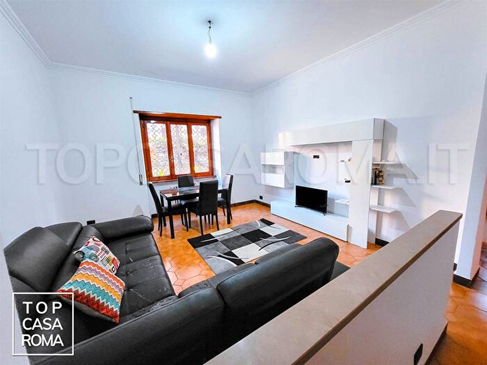 Appartamento trilocale in affitto in Via Mattia Battistini, Boccea, Roma