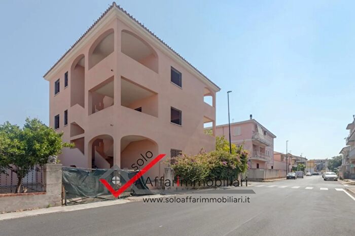 Appartamento trilocale in vendita in Via Salieri, Olbia