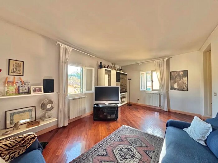 Appartamento quadrilocale in vendita in Via Gianfigliazzi Snc, Firenze