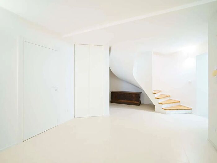 Appartamento in affitto in Via degli Ottoboni, Milano