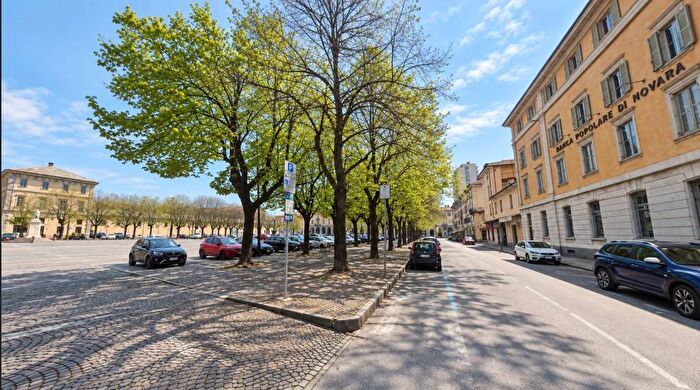 Appartamento monolocale in affitto in Piazza Vittorio Veneto, Centro, Pinerolo