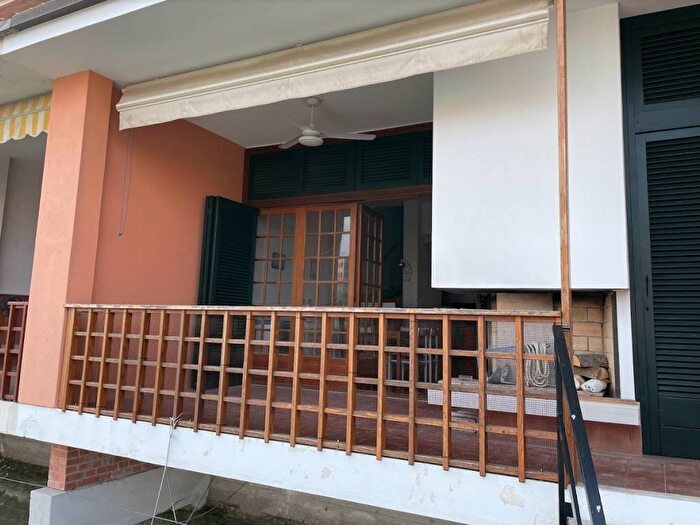 Casa con 5 locali in affitto in Via Fondamenta Bissona, Porto Santa Margherita, Caorle