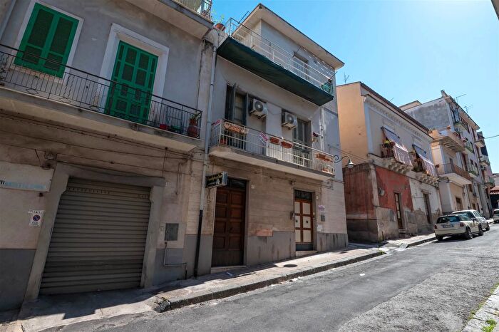 Appartamento con 6 locali in vendita in Lentini, Lentini