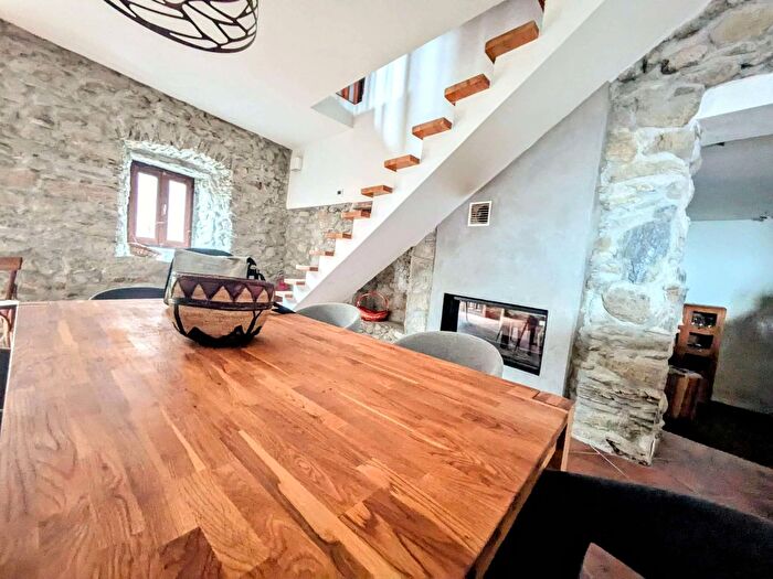 Casa con 15 locali in vendita in Chantignan, Quart