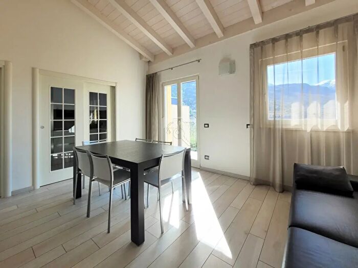 Appartamento trilocale in vendita in Via Lungo Lago, Cavedine