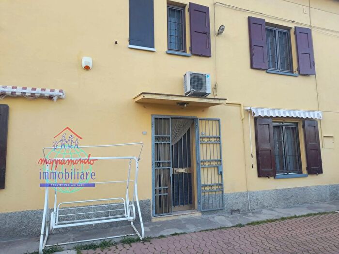 Casa con 6 locali in vendita in Via Valli, Calderara Di Reno