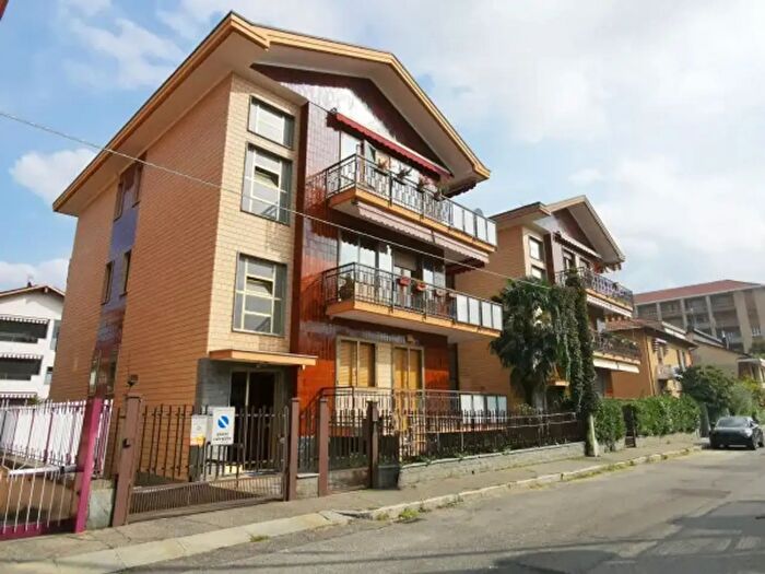 Appartamento quadrilocale in vendita in Via Avigliana, Collegno