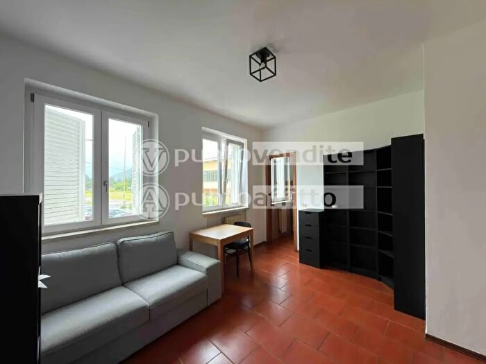Appartamento quadrilocale in affitto in delle Fornacette, Lucca
