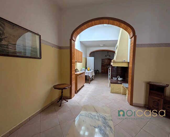 Casa trilocale in vendita in Via Roma, Surbo