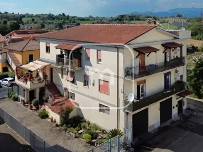 Appartamento trilocale in vendita in Via Toscana, Artena