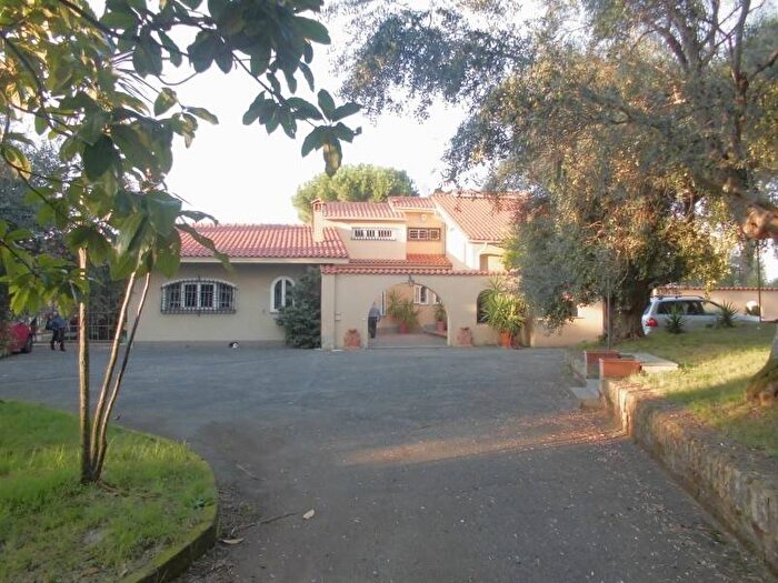 Appartamento trilocale in affitto in VIA UMBERTO PAVONI, Anagnina, Grottaferrata