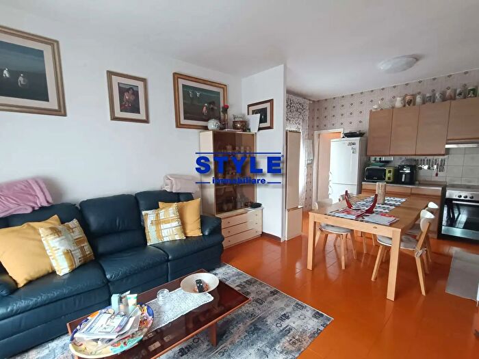 Casa con 5 locali in vendita in Mira