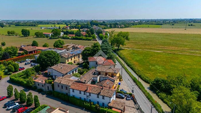 Appartamento monolocale in vendita in Via Martiri della Liberazione, Parma