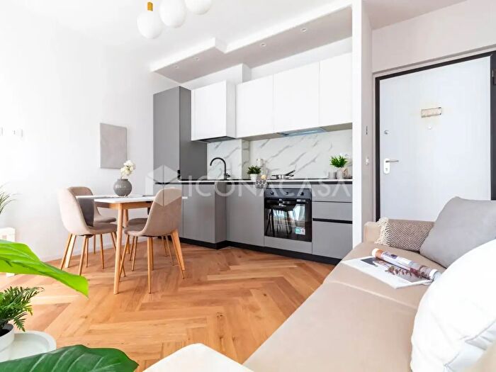 Appartamento bilocale in vendita in Via Andrea Costa, Milano