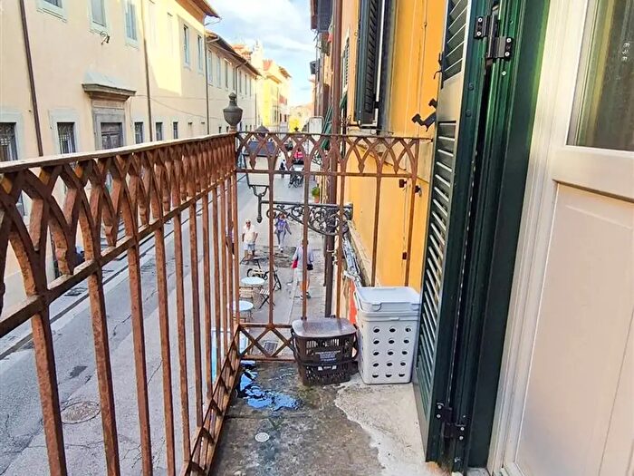 Appartamento trilocale in affitto in Pisa
