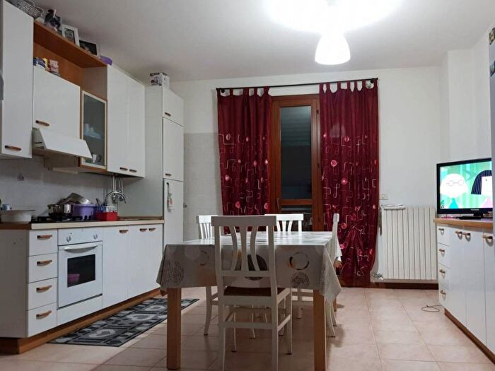 Appartamento trilocale in affitto in Via Adelino Marchiori, Centro, Campagna Lupia