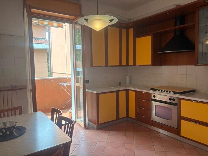 Appartamento trilocale in affitto in Viale Affori, Affori, Milano