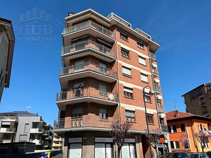 Appartamento quadrilocale in vendita in Via Giovanni Lovera, Borgo San Dalmazzo