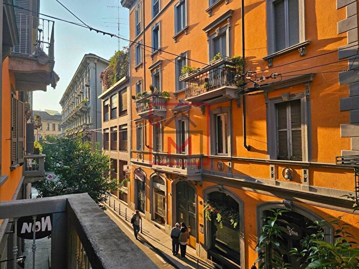 Appartamento bilocale in affitto in Via Orti, Quadronno Crocetta, Milano