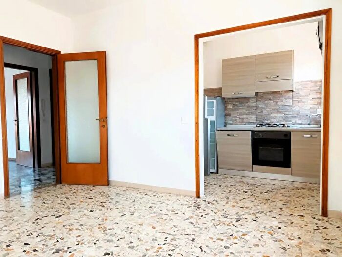 Appartamento quadrilocale in affitto in a Giovanni Pascoli, Cascina