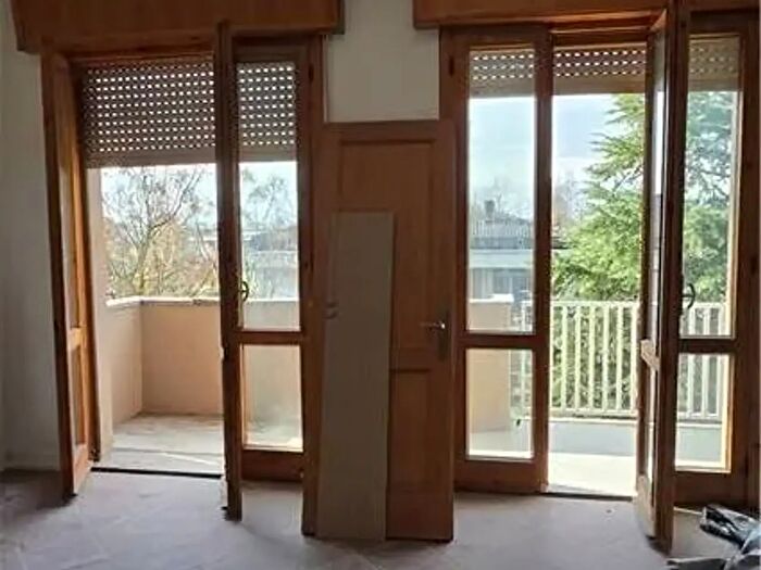 Appartamento trilocale in vendita in Modena