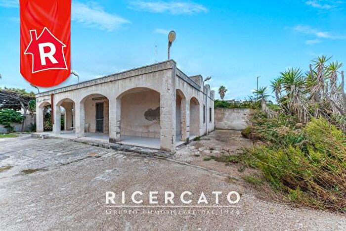 Casa trilocale in vendita in Via Vulcano, Lecce